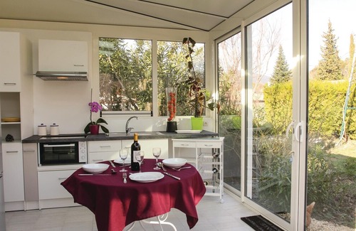 Donzere House | 1 bedroom accommodation in Donzère