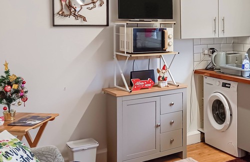 Woodbury Cottage | 1 bedroom accommodation in Woodbury Salterton, near Exmouth