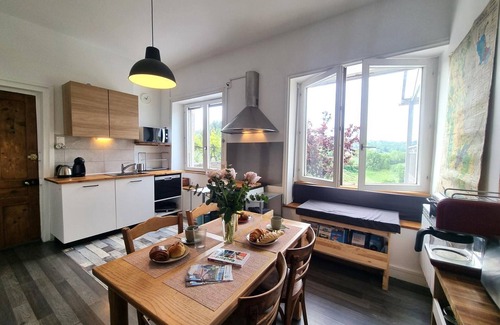 Saint-Genest-Lerpt Cottage | 1-Bedroom Apartment with Terrace, Parking, and WiFi in St-Genest-Lerpt