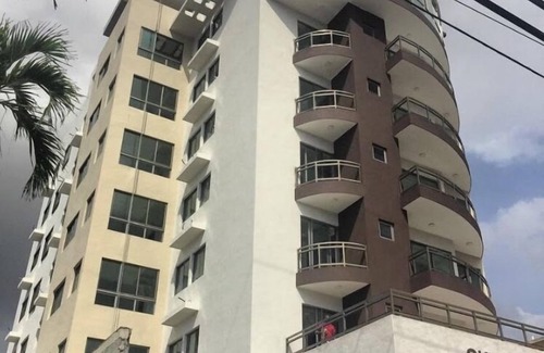 Bella Vista Condo | 1 bedroom apartment near Downtown Mall, Bella Vista Mall, Super Markets