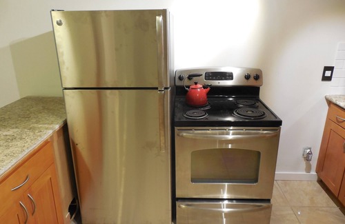 Mercer Island House | 1 Bedroom Apartment On Mercer Island Private Secluded Sleeps 4 Pet Friendly