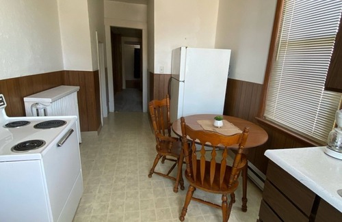 Robinson Apartment | 1 Bedroom Apartment Near Marathon and Hershey