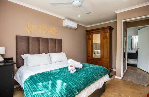 Durban North Apartment | 1 Bedroom Apartment - Unit 1 loadshedding free