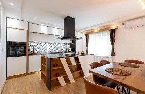 Surcin Apartment | 1-Bedroom Apartment with Balcony