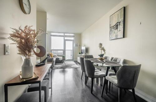 Willowdale Apartment | 1 Bedroom Apartment with Balcony and Skyline View in North York