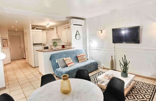 Cannes Apartment | 1 bedroom appart - 50m to Croisette