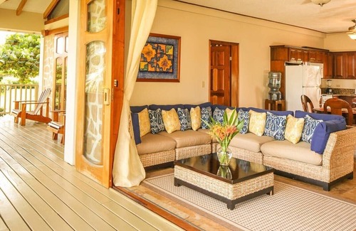 Hopkins Apartment | 1 Bedroom beachfront deluxe apartment