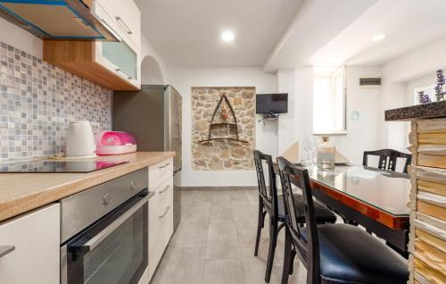 Ljubac Apartment | 1 Bedroom Lovely Apartment In Ljubac