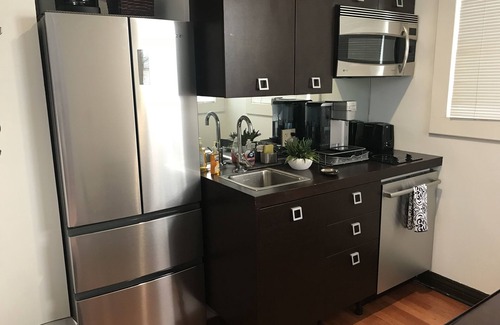 Downtown San Francisco Condo | 1 Bedroom Nob Hill Mini Ritz! Newly remodeled, steps to Union Square!