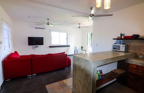 La Veleta House | 1 Bedroom Penthouse With Jacuzzi