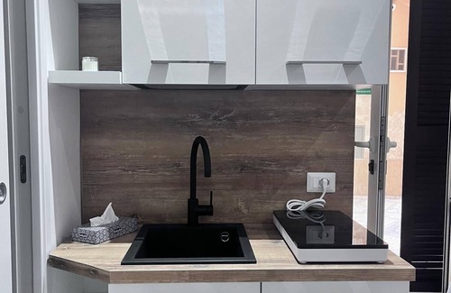 Municipio 2 House | 1 Bedroom Private vacation home in Bari