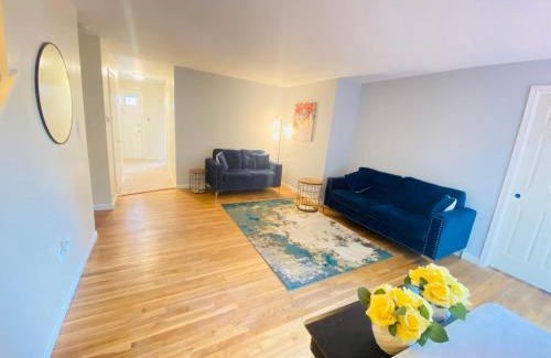 Laurel Bed & Breakfast | 1 bedroom terrace view with shared bathroom #4