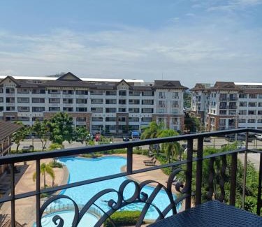 Poblacion District Apartment | 1 Bedroom unit with balcony and facing amenities and just beside SM Ecoland