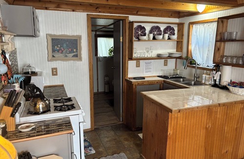 Hays County Cottage | 1 Bedroom Vacation Cottage in San Marcos/Wimberley, TX