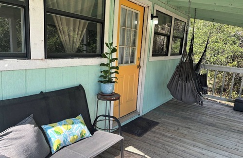 Hays County Cottage | 1 Bedroom Vacation Cottage in San Marcos/Wimberley, TX