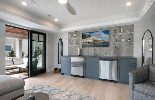 Avalon House | 1 Block to the beach - This property is a custom Tom Welsh home, on a quiet corner lot, close to everything Avalon has to offer.