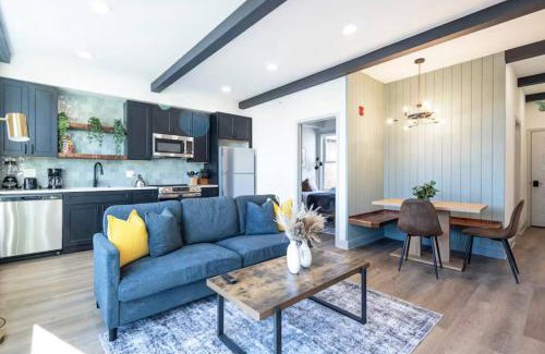 North Philadelphia West Apartment | 1 BR Across from Fairmount Park -10 mins to DT (D)