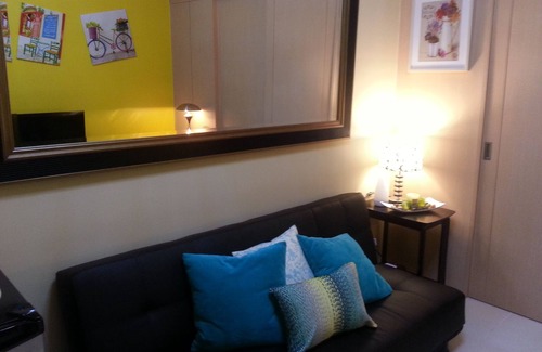 Canlubang Apartment | 1-BR Condo Overlooking Taal Lake/Volcano