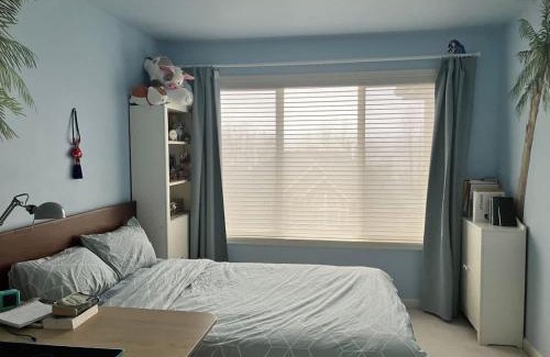 Sammamish Villa | 1 BR in a Lakeview House Near Redmond DT