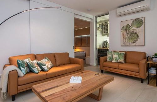 Nelly Bay Apartment | 1 Bright Point Apartment 1312