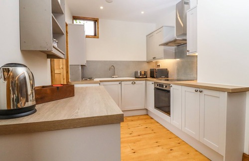Pateley Bridge Cottage | 1 CHEWS COTTAGE, family friendly, with a garden in Pateley Bridge