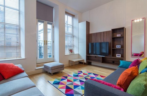 Cathedral Quarter Apartment | 1 Fitzrovia