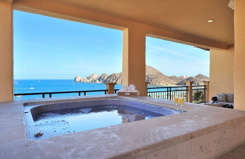 Ampliacion Juarez Condo | 1 FREE NIGHT on Luxury 2-Story 4BD Oceanview Penthouse in Cabo