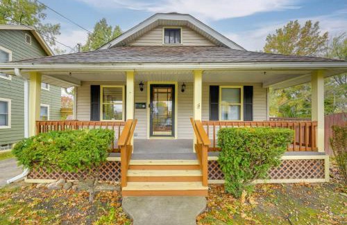 West Akron House | 1 Mi to Akron Zoo Ranch-Style Home with Yard!