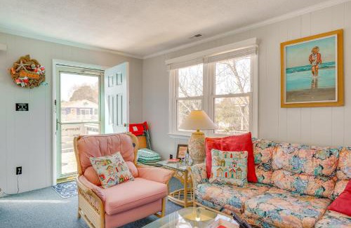 Colington House | 1 Mi to Avalon Pier Charming Coastal Cottage!