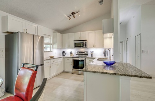 Butler Beach House | < 1 Mi to Butler Beach! Home w/Backyard Oasis