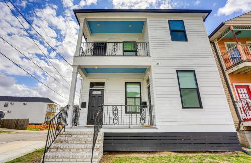 Tulane - Gravier House | 1 Mi to Caesars Superdome Contemporary NOLA Abode