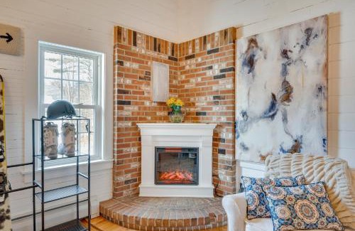 North Conway Apartment | 1 Mi to Cranmore Mountain Charming Conway Apt!