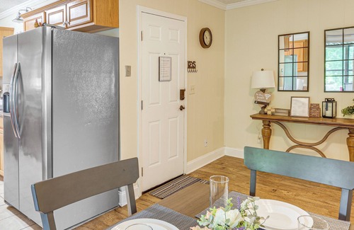 Waycross House | 1 Mi to Dtwn Waycross: Home w/Furnished Porch