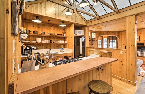 Upper Kingsbury House | < 1 Mi to Heavenly Lifts: Tahoe Area Townhome!