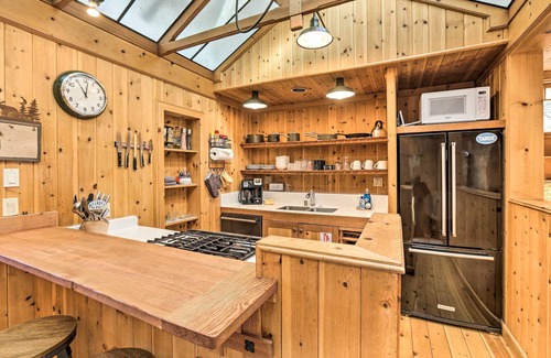 Upper Kingsbury House | < 1 Mi to Heavenly Lifts: Tahoe Area Townhome!