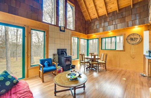 Trego House | 1 Mi to South Twin Lake Cabin with Deck in Trego!