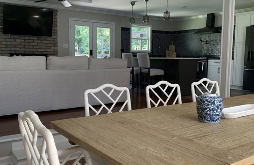Augusta House | 1 Mile Augusta National- 4 minute Drive, 1 Mile to Berkmans Entrance