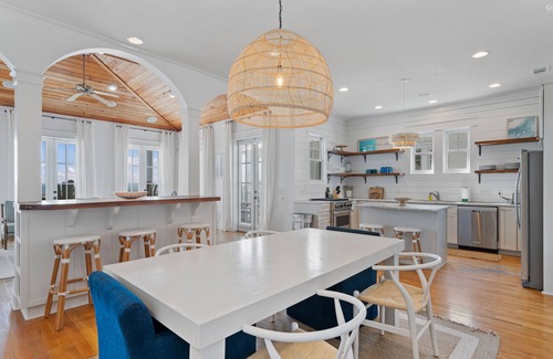 Seagrove Beach House | 1 min walk to beach access-gulf view-pool