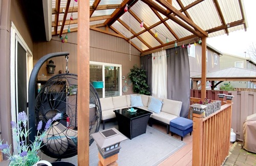 Hillsboro House | 1 MstrBdrm 2 Flrs HOUSE-Intel Nike Max PCC SeaSide