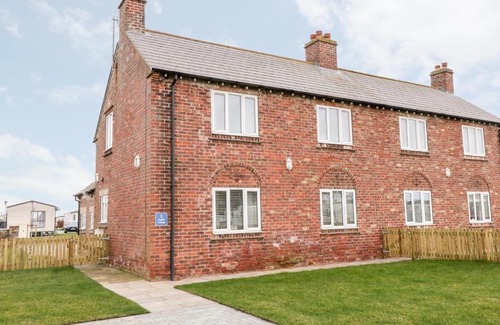 Bridlington House | 1 North Cottage
