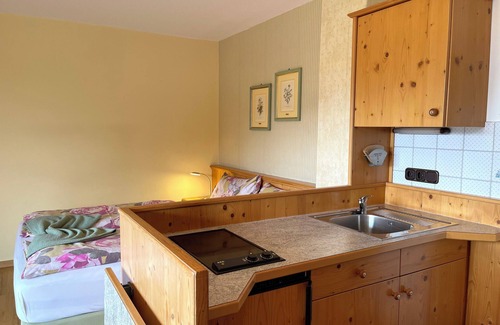 Bolsterlang Apartment | 1-raum-wohnung Rossmugga