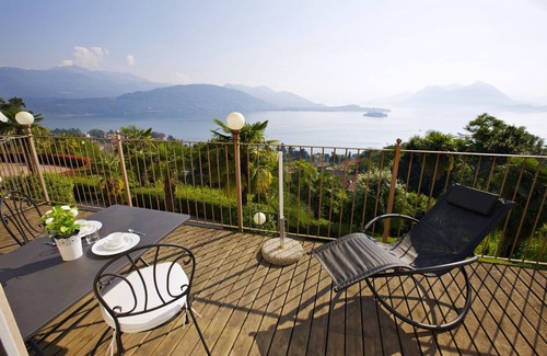 Carciano Apartment | 1-room apartment with balcony in an Art Nouveau villa with communal pool