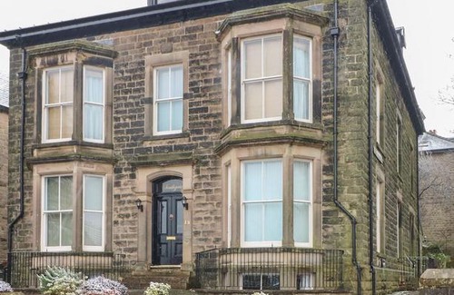 Buxton Cottage | 1 Southgate