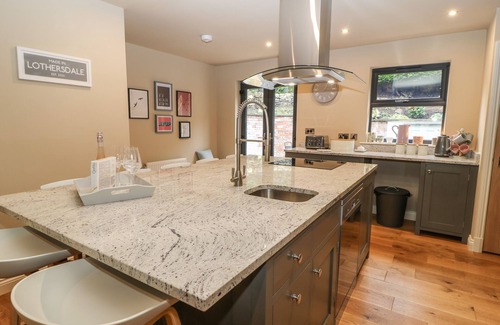 Lothersdale Cottage | 1 STANSFIELD MEWS, pet friendly, luxury holiday cottage in Cononley