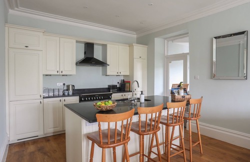 Trearddur Bay Cottage | 1 Tirionfa