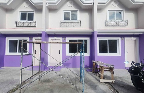 Mabalacat City House | 1 Whole House with Pool - Vrbo