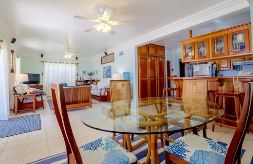 San Pedro Condo | 10 beachfront condos-up to 25 bedrooms, great for weddings, reunions, more!
