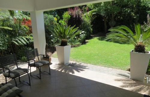 Stellenbosch Apartment | 10 Kommandeurs Ave, Stellenbosch