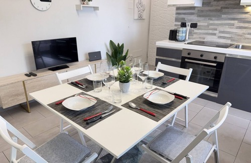 Villapizzone Apartment | 10 Min from Fiera Milano with Largo Terrazzo
