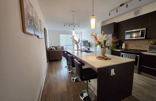 Grantville Apartment | 10 minutes from downtown! spacious apartment in a privileged area